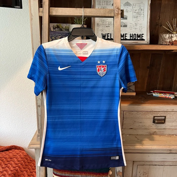 Nike women’s USWNT jersey size small - Picture 1 of 8